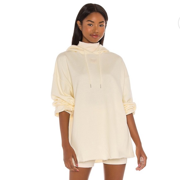 LNGE OVERSIZED HOODIE WINTER MUSE XS - Picture 1 of 9